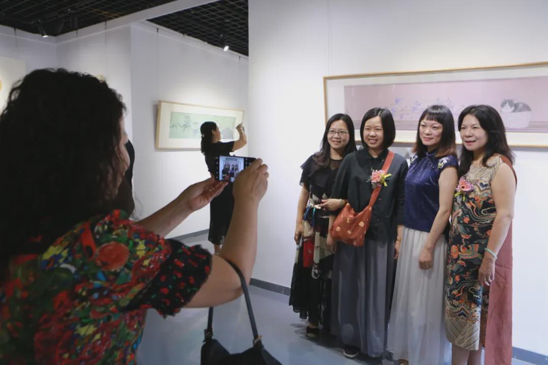 钟丽珍、张健仪书画作品展在黄连画家艺术村成功举行