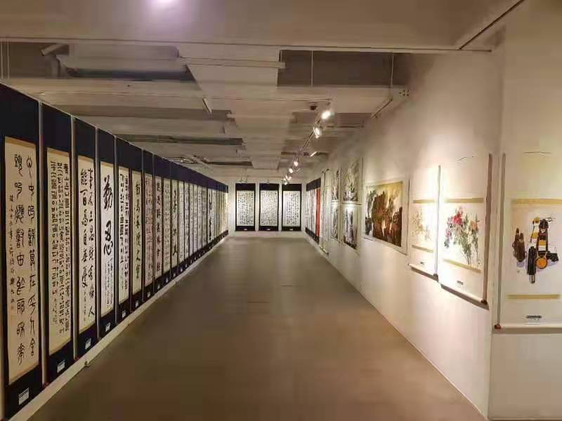 著名蒙古族书画家思勤高娃受邀参加第55回韩国国际文化美术大展