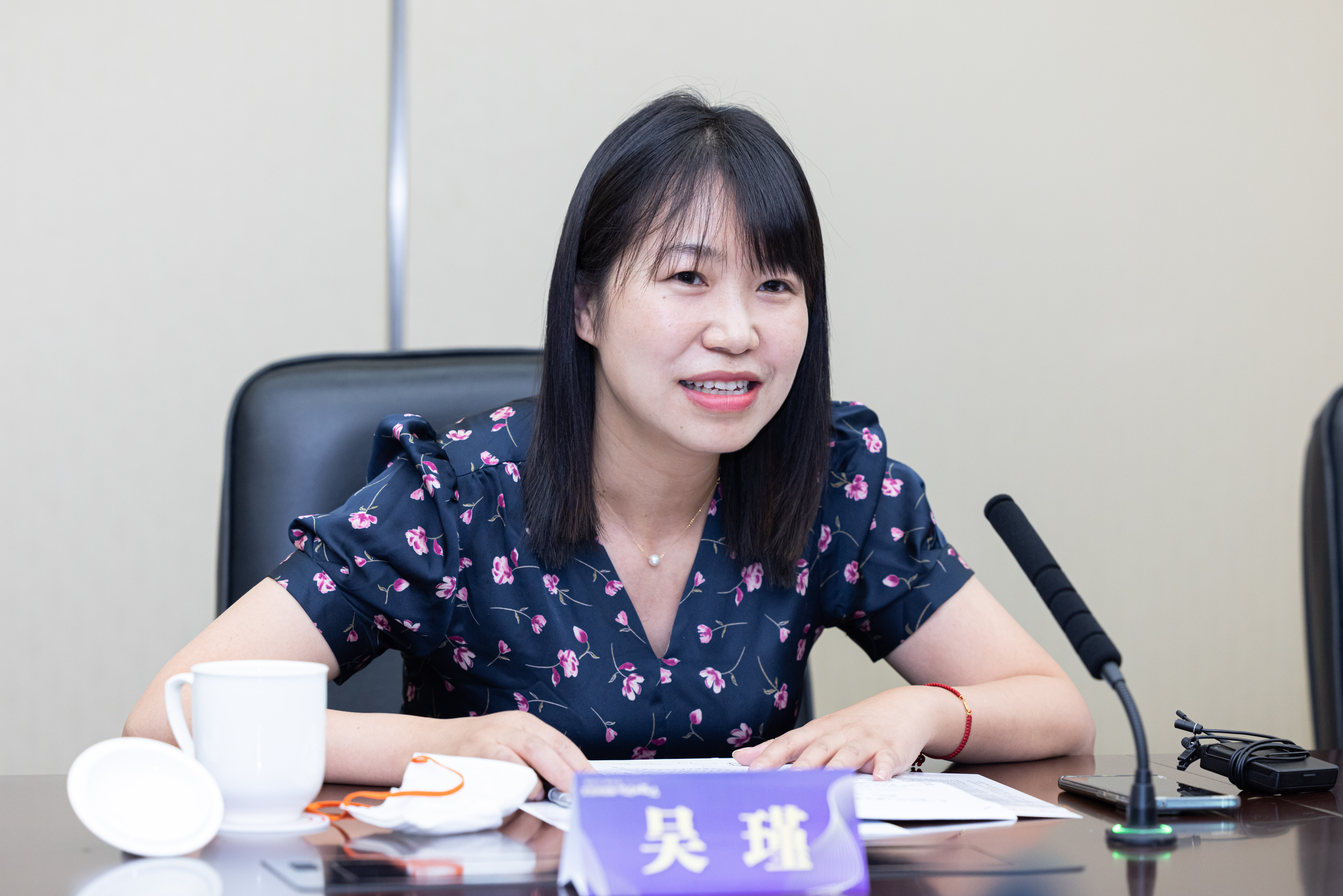 首届紫金论坛聚焦“文艺评论的传播与抵达”、时光深处我看见 | 文艺周刊荐读
