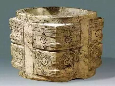 中国古代玉器的发展史，值得收藏（组图） - 人民美术网- 艺术门户网站