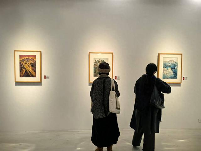 中国少儿版画四十年艺术展在渝启幕