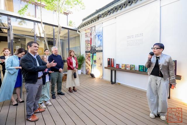 上海七宝老街迎来全新“乐”艺术空间，“乙巳·万象”中西蛇年文化艺术展开幕