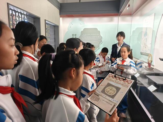 颐和园博物馆开新展！“扬州八刻”遇见“宫廷雕刻”