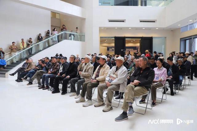 感受油画中的诗意光华与精神光谱:杨尧艺术研究展在广州开幕