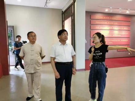 陶洪君书法石刻捐赠仪式在陶渊明纪念馆举行