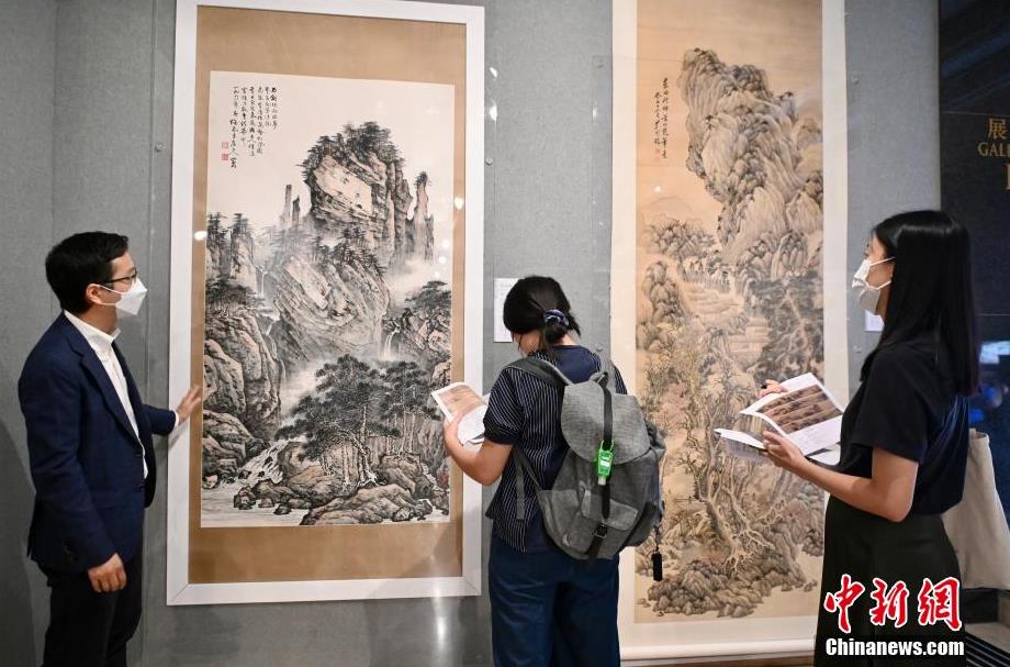 香港中大文物馆展出逾40件“山川巨构”山水画