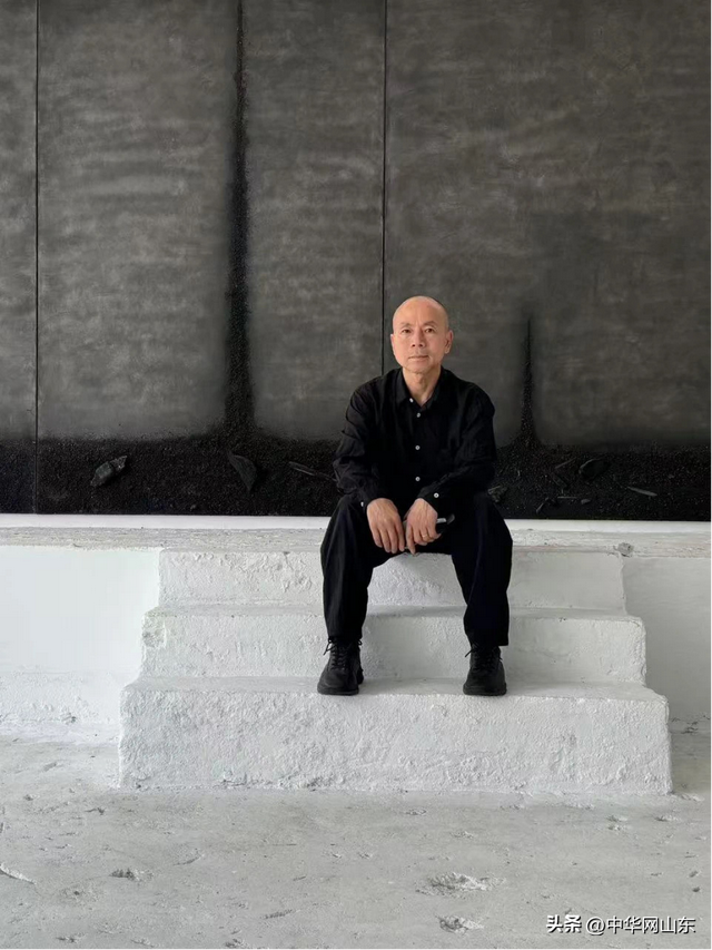 “炭骨——梅法钗个展”在中国美术馆启幕，展期至4月22日
