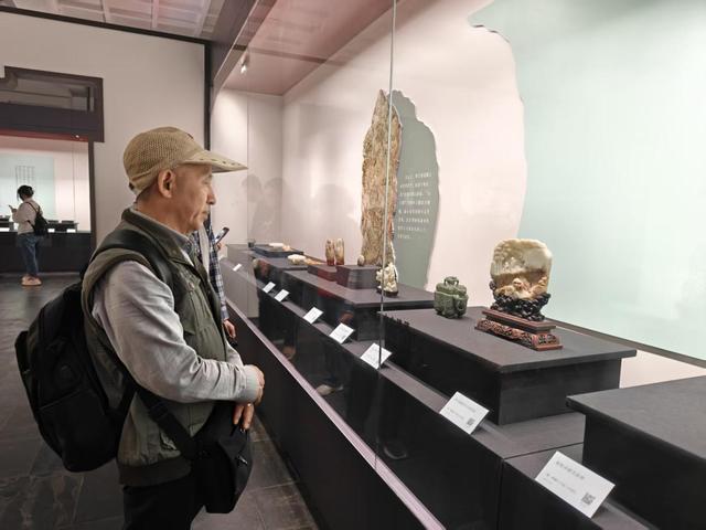 颐和园博物馆开新展！“扬州八刻”遇见“宫廷雕刻”