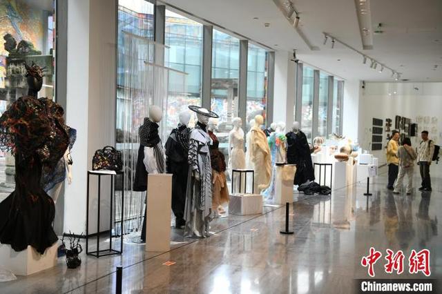 四川美术学院启幕2025研究生毕业作品展